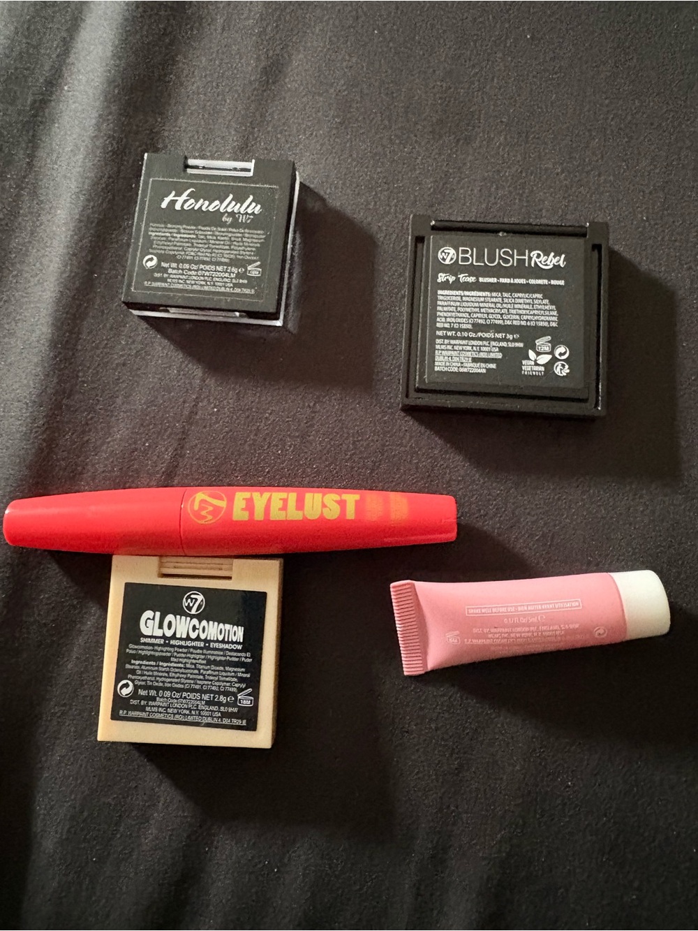 W7 The Essentials Travel Set. NWT. Blush, bronzer, higher, primer, mascara. NEW. - Picture 8 of 10